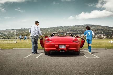 Porsche_soccer_flip_fin_lay2